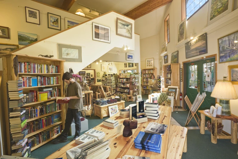 the inside of a bookstore is full of books