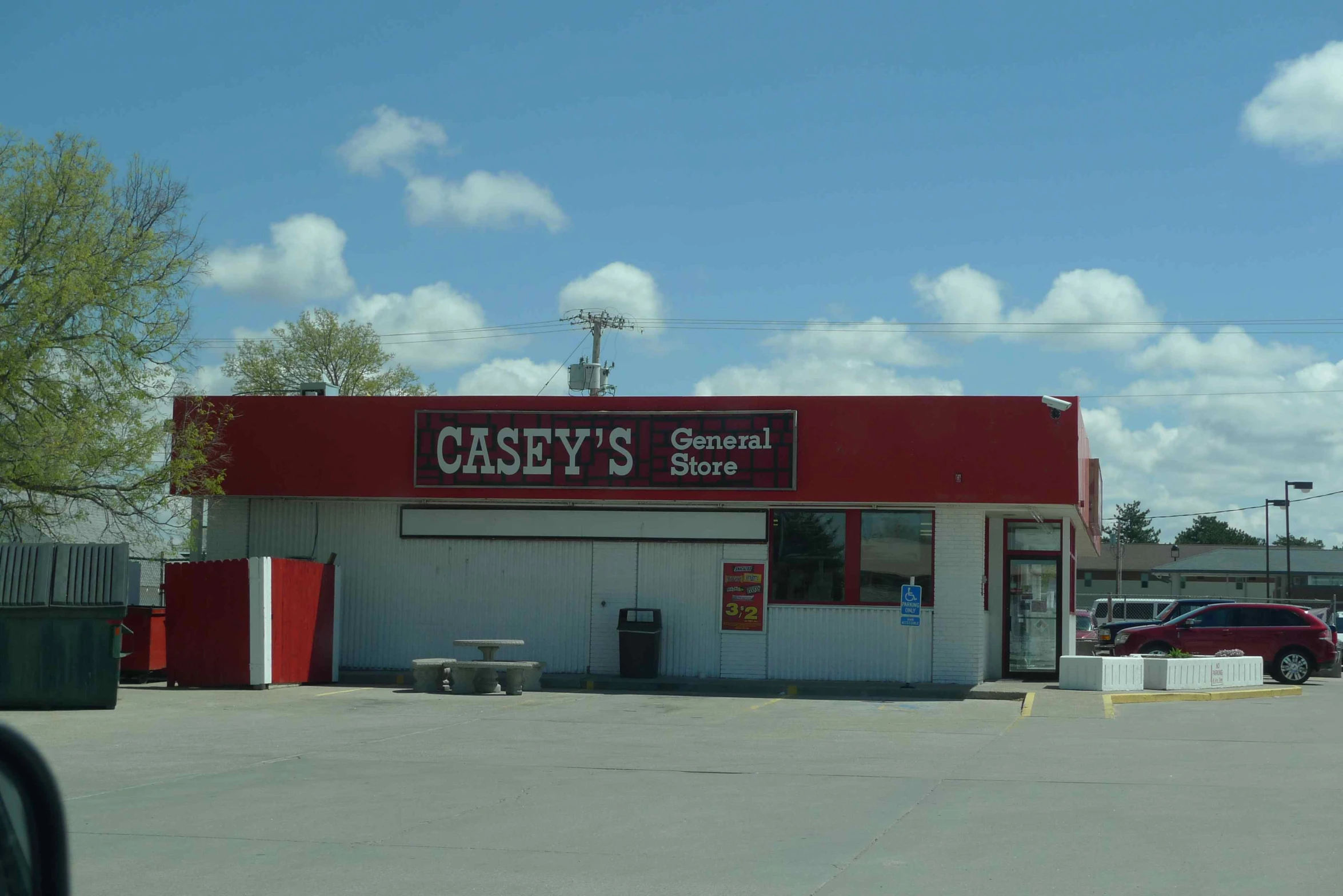 the front of a small car service store