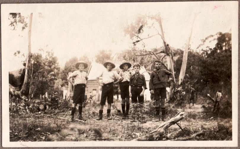 vintage black and white po of five women with hats