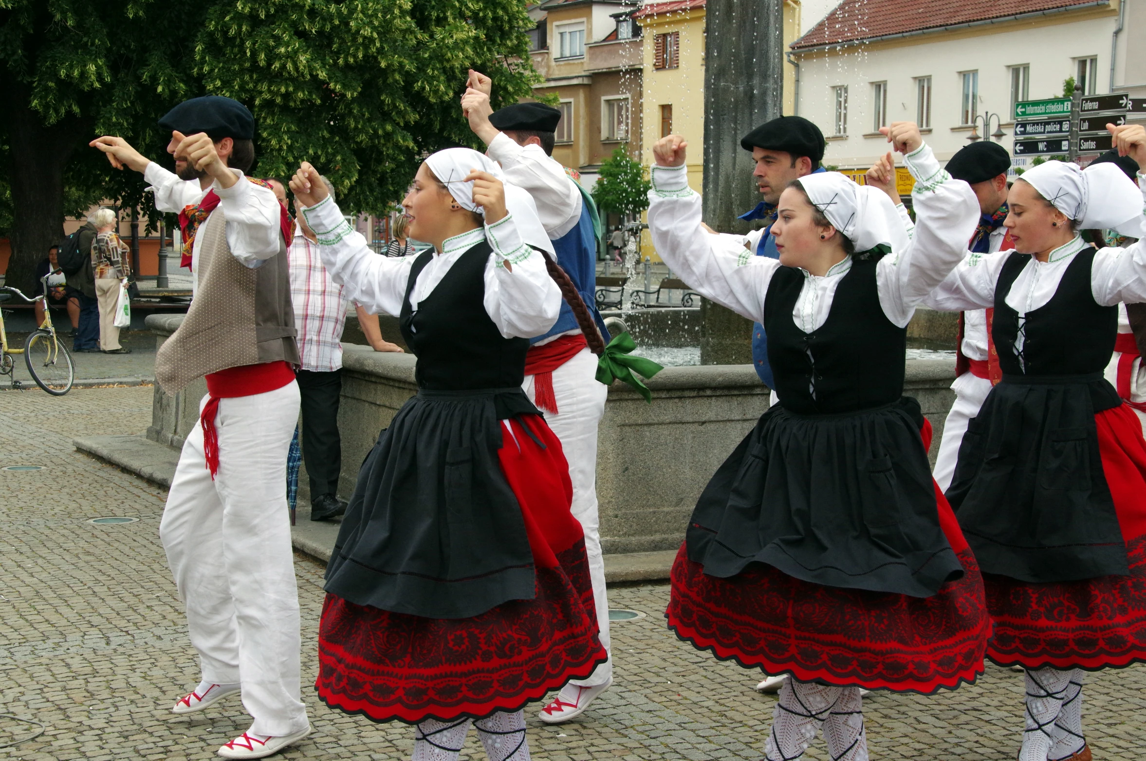 people are dressed in various traditional polish clothes