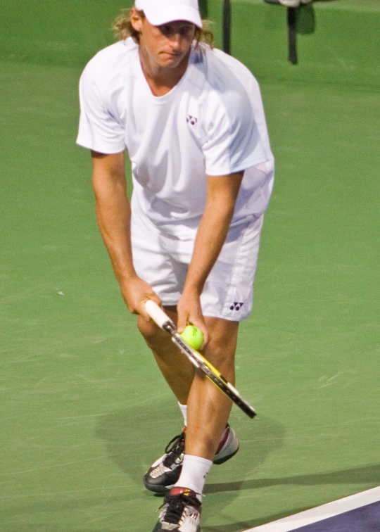 a tennis player waiting for the ball