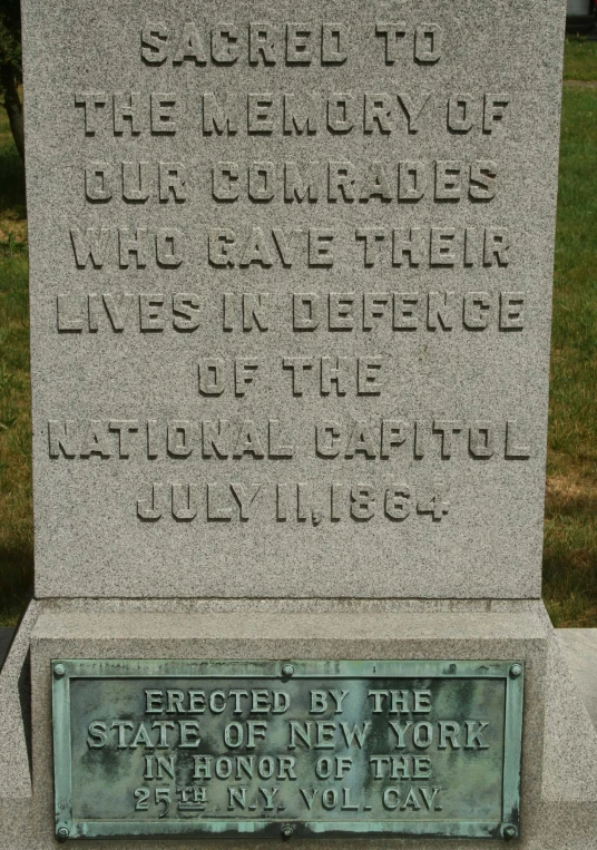 a memorial with the name of the first nations on it