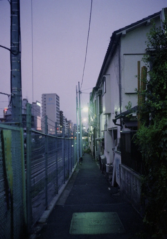 a row of houses sitting next to each other