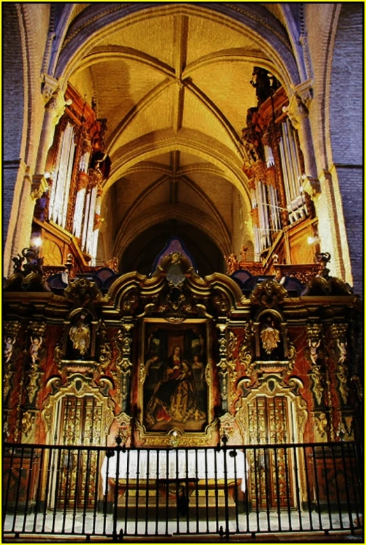 a view of an ornate, fancy alter in a cathedral