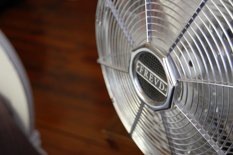 a close up po of an exhaust fan