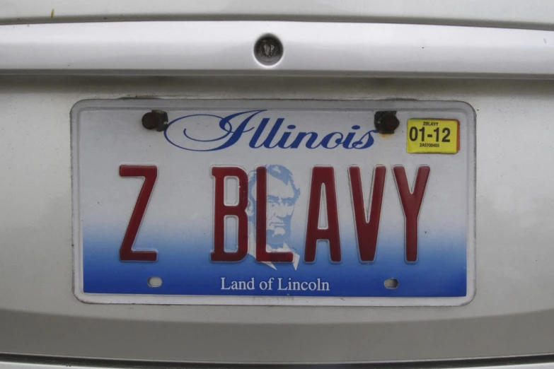 a illinois license plate with the letter z bl - law on it