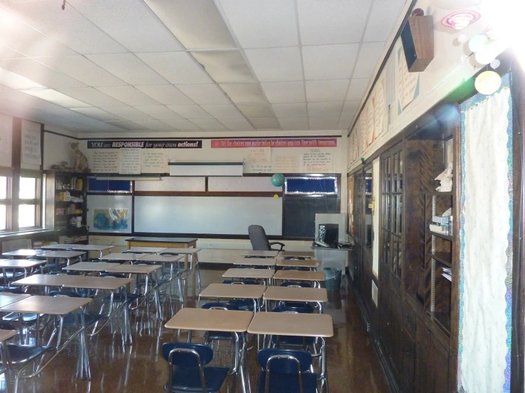 the empty classroom is set up for all kinds of students
