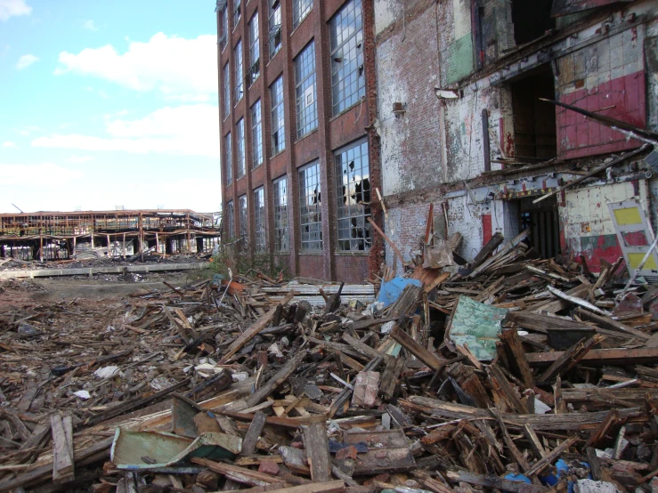 there are a lot of rubble in the building