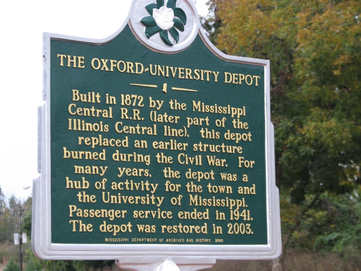 a sign at the oxford university depot in philadelphia, pennsylvania