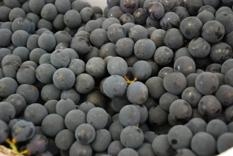 this is the image of several gs piled in a bowl