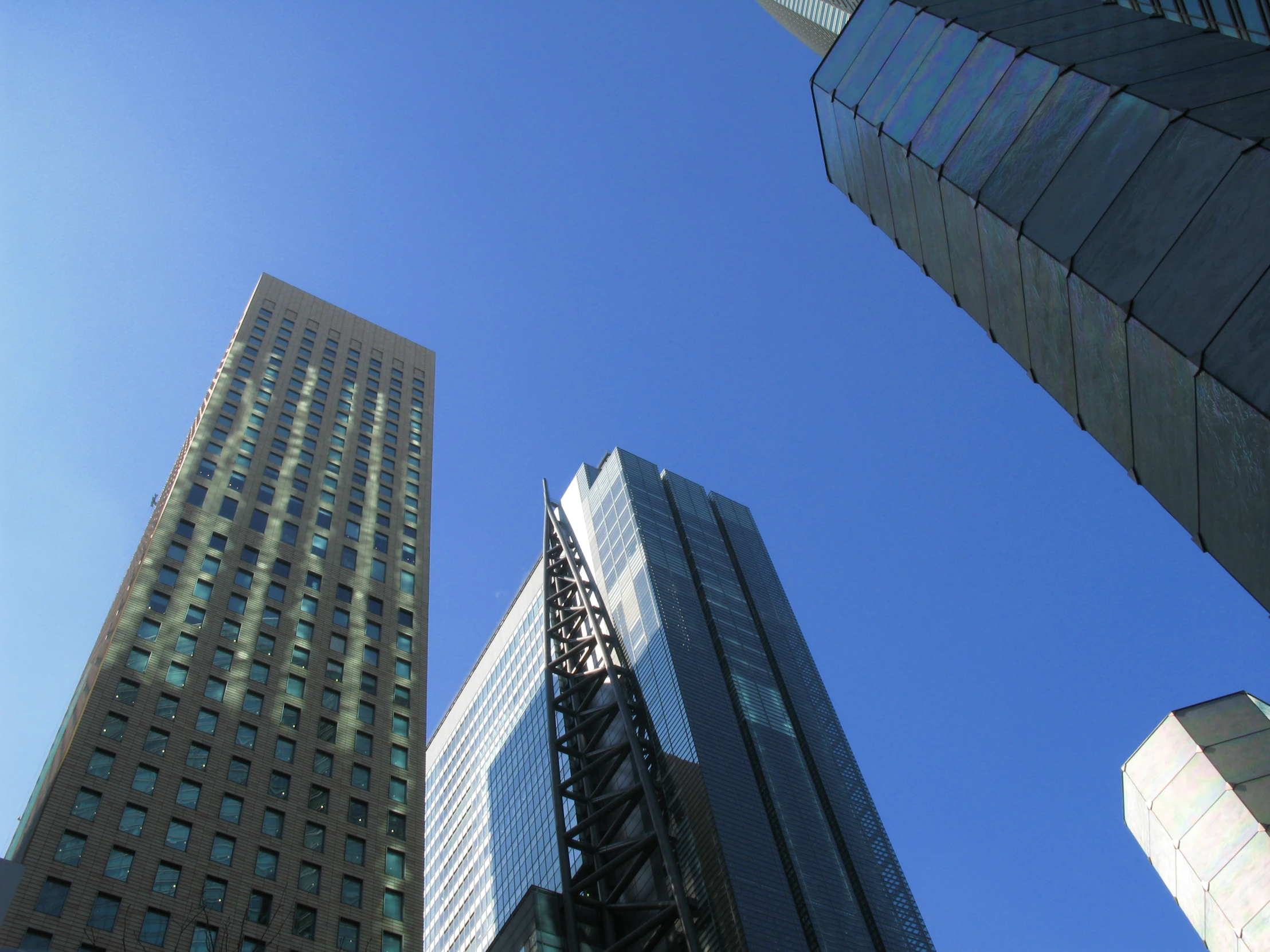 some very tall buildings in a big city