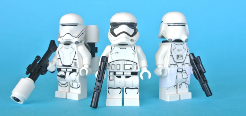 star wars legos with guns and helmets