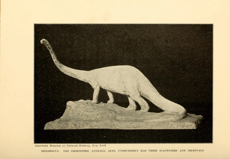 an animal sculpture is shown in the black and white pograph