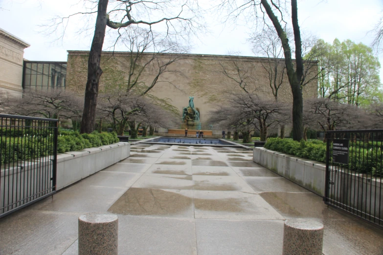 the landscape is clean and empty at a park