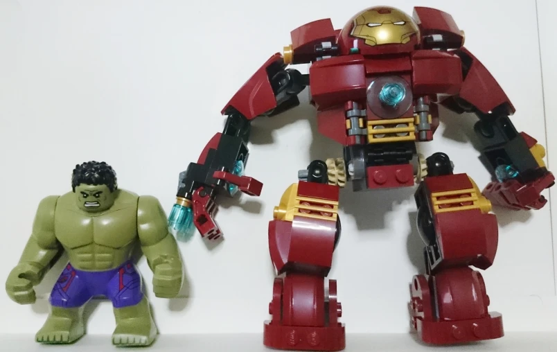 legos of the avengers and hulket movies