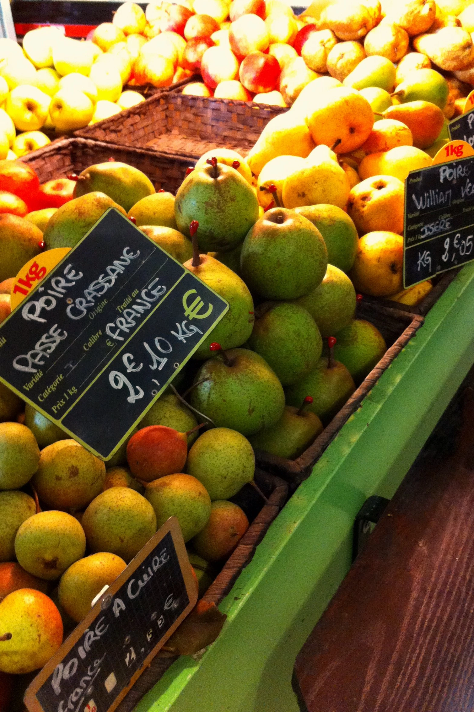 a close up of an array of fruits and vegetables