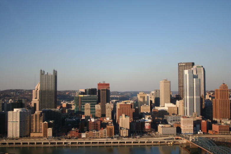 a large body of water near some big buildings