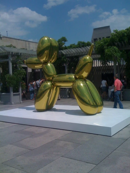this is an artistic sculpture at the entrance to the museum
