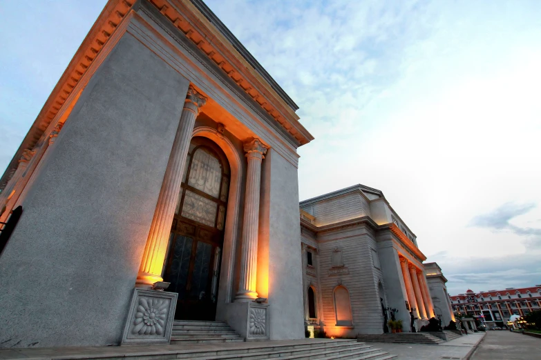 a large building has many columns and doors