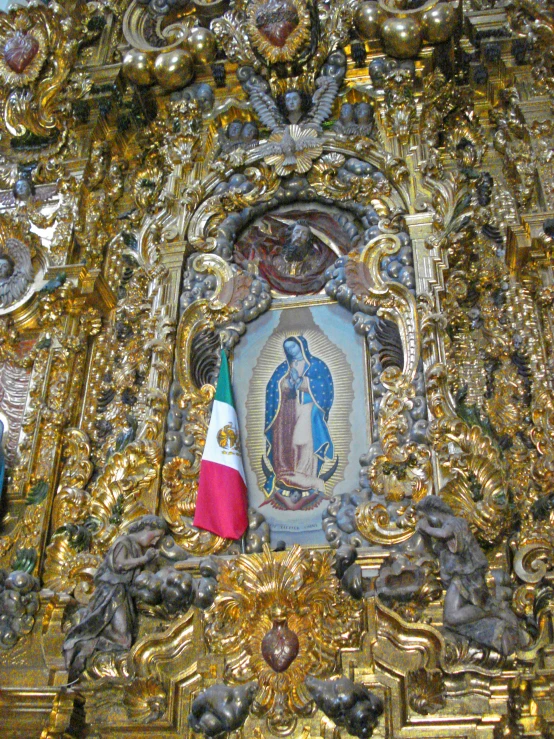 an image of the church altar decorated in gold