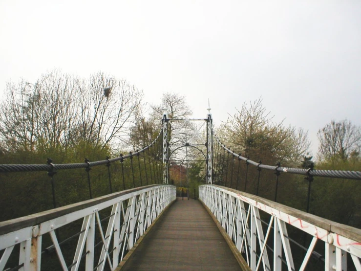 this is a picture of a bridge in the day