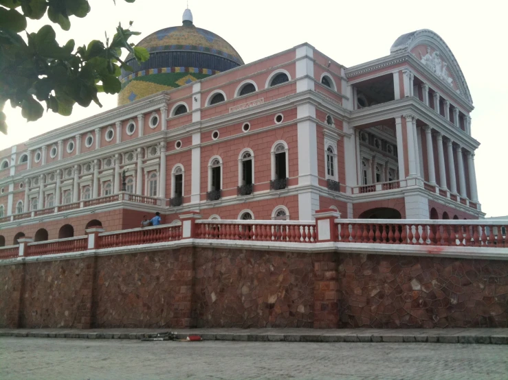 a building that is on the side of a road