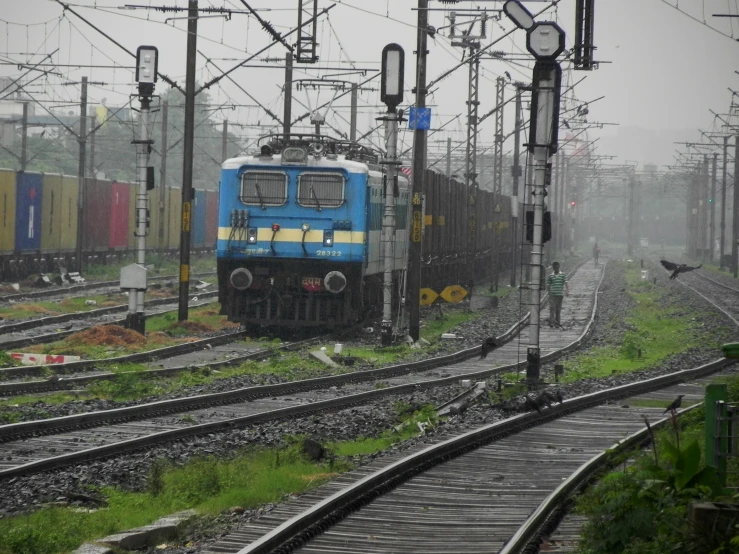 there is a train that is at the end of the tracks