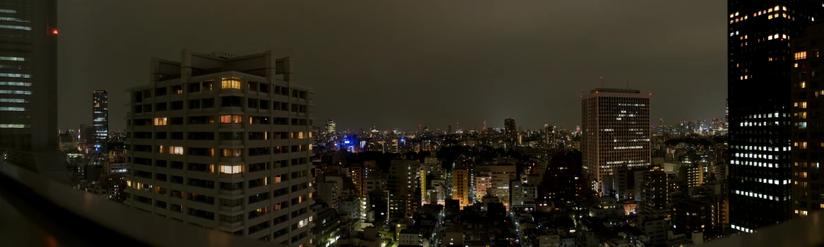 the city skyline of new york at night