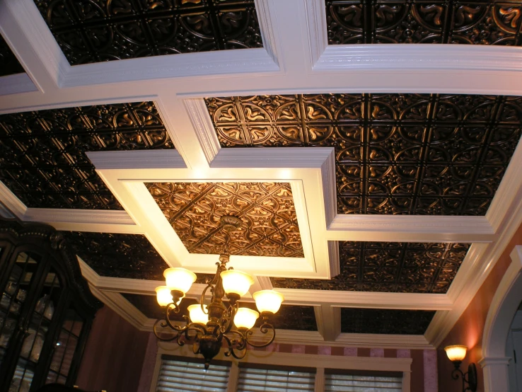 an image of a ceiling that has lights