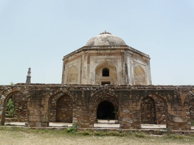 there is a large building made of stones