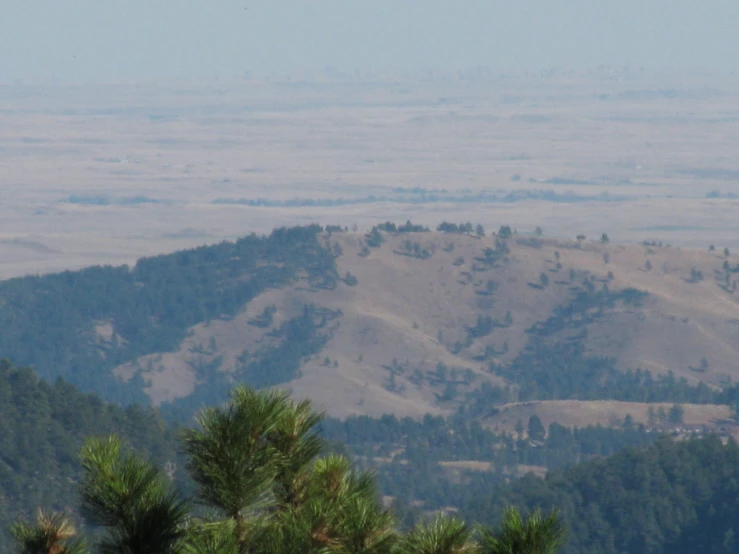 a picture of the hills above the valley