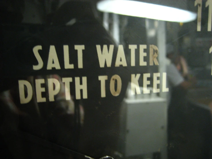 the reflection of salt water and deepth to keep on