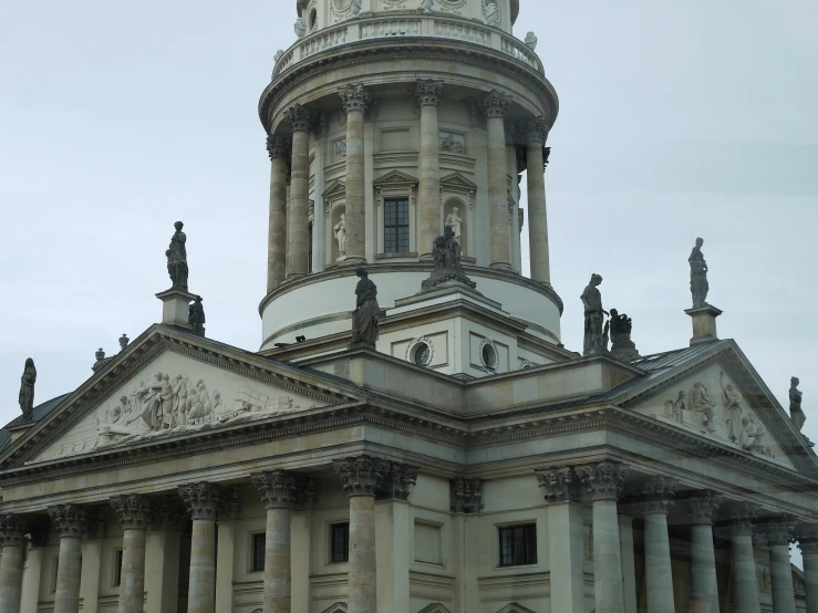 the dome has two figures above it