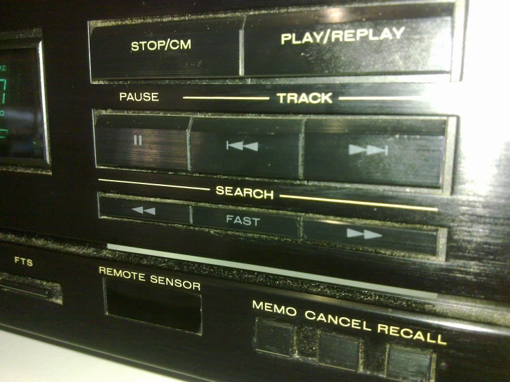 a radio with some type of game displayed