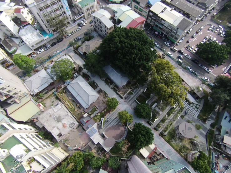 an aerial view of an urban area and some buildings