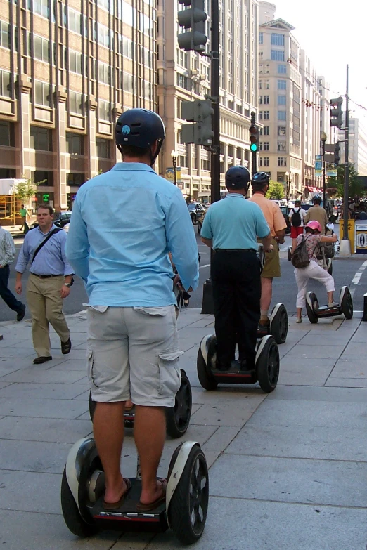 some people on some scooters are doing soing very difficult