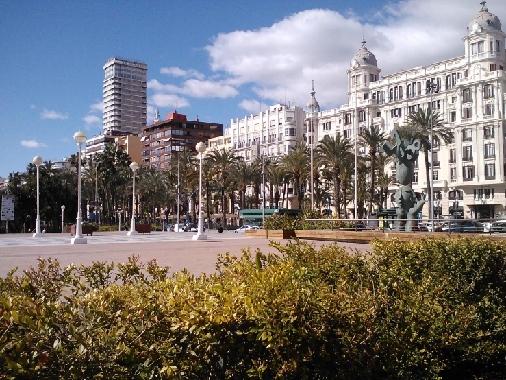 the city is lined with buildings in a beautiful setting