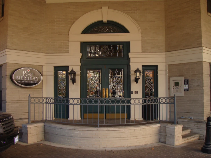 a po of a public building with a balcony