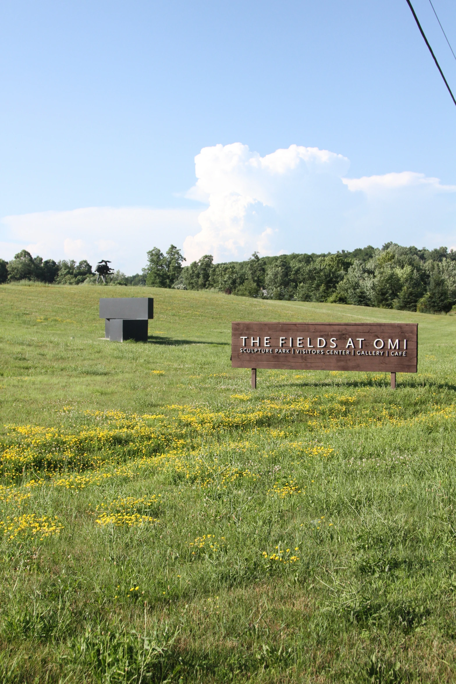 there is a sign that says welcome to the field