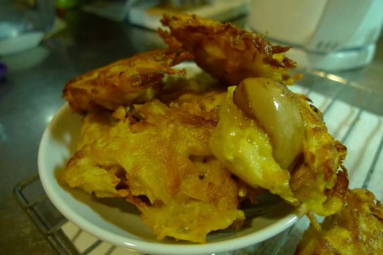 closeup po of fried food in a bowl