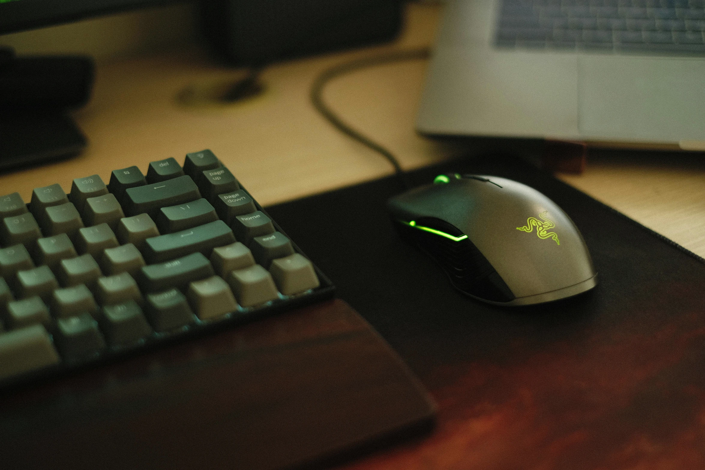 a computer keyboard and a mouse on a desk, hurufiyya, /r/razer, thumbnail, brown, environmental shot