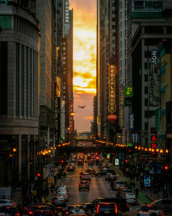 a city street filled with lots of traffic next to tall buildings, by Greg Rutkowski, pexels contest winner, renaissance, sunset ligthing, chicago, tourist photo, historical photo