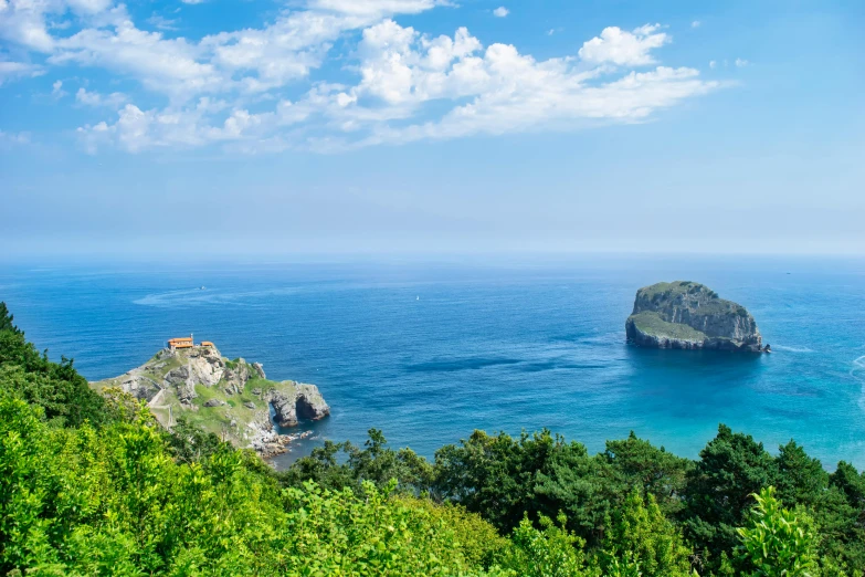 a small island in the middle of the ocean, by Edi Rama, pexels contest winner, renaissance, kamakura scenery, bright summer day, thumbnail, ukraine. photography