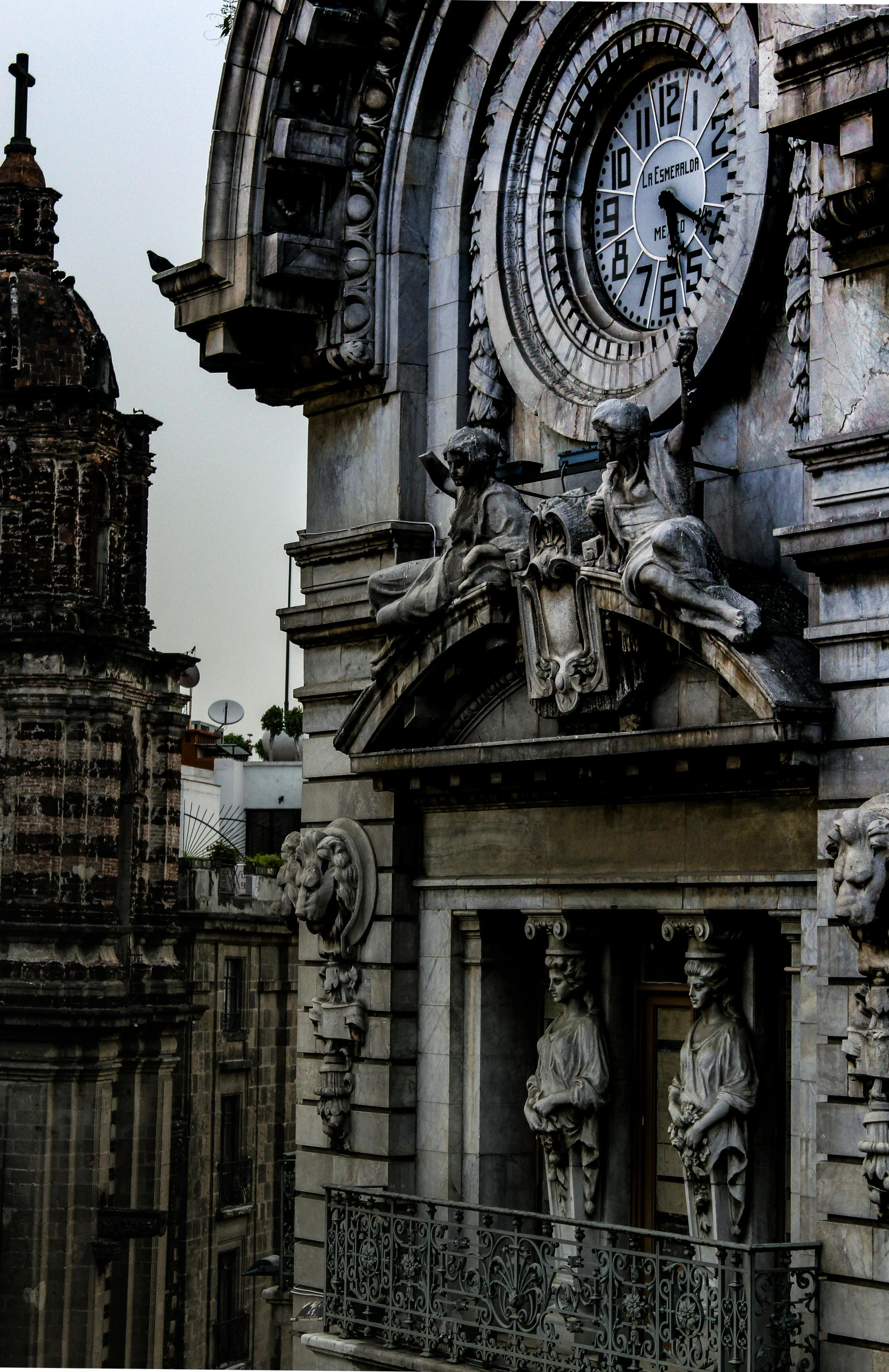 a clock that is on the side of a building, a statue, by Giorgio Cavallon, baroque, mysterious temple setting, with great domes and arches, favela spaceship cathedral, very aesthetically pleasing