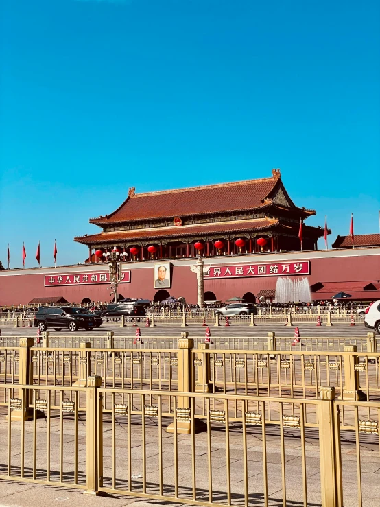 a group of cars parked in front of a building, inspired by Ai Weiwei, pexels contest winner, in forbidden city, 🚿🗝📝, tiananmen square, huge gate