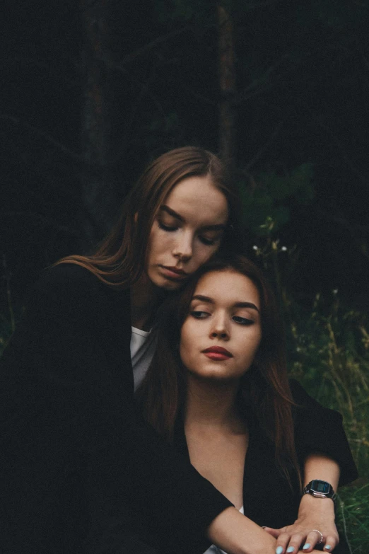 two women sitting next to each other in the woods, inspired by Elsa Bleda, trending on pexels, portrait sophie mudd, close portrait, 15081959 21121991 01012000 4k