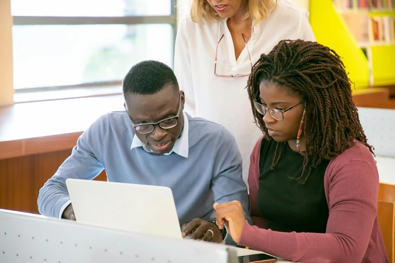 a couple of people that are looking at a laptop, pexels contest winner, renaissance, emmanuel shiru, teaching, 15081959 21121991 01012000 4k, government archive