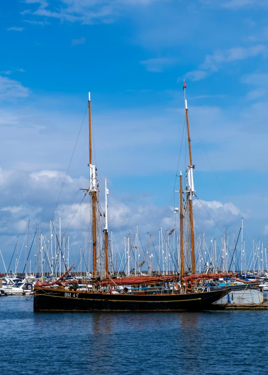 a boat that is sitting in the water, by Jan Tengnagel, pexels contest winner, renaissance, ships in the harbor, three masts, today\'s featured photograph 4k, summer day