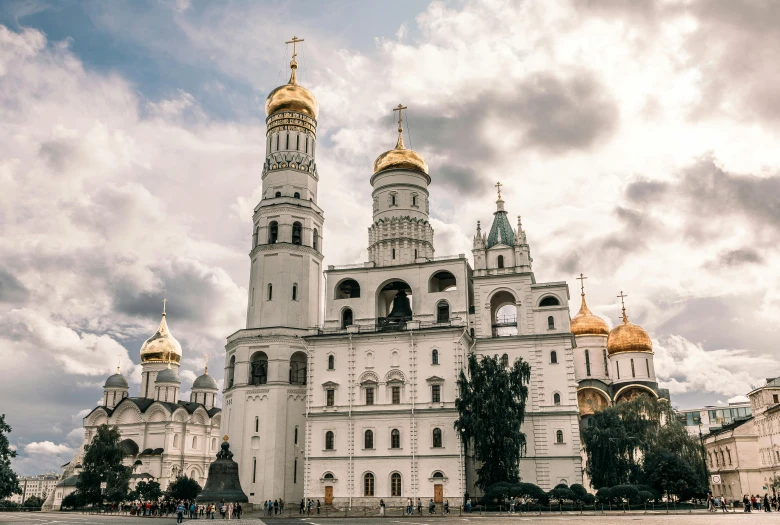 a large white building with gold domes on top of it, by Julia Pishtar, pexels contest winner, socialist realism, kremlin, medieval photograph, square, 000 — википедия