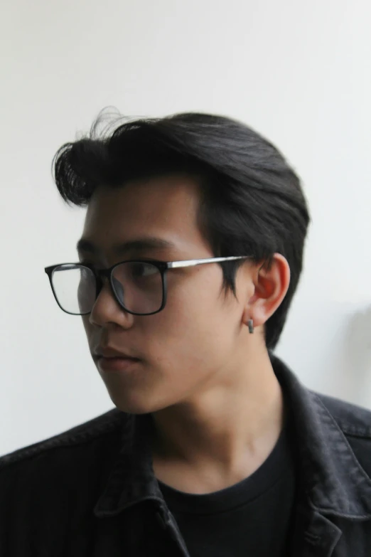 a close up of a person wearing glasses, inspired by Feng Zhu, discord profile picture, modern haircut, profile image, square jaw-line